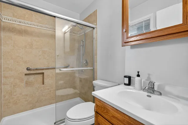 $434,900 | 4 Mayflower Drive, Batavia, IL 60510