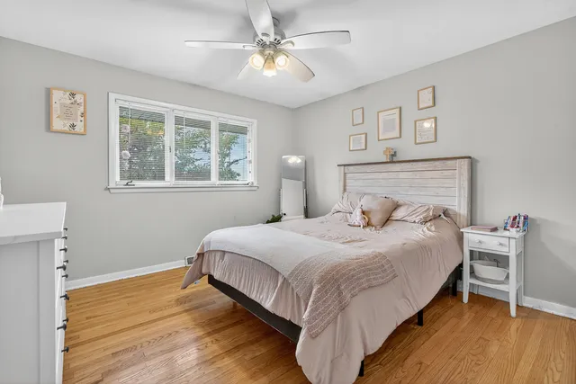 $434,900 | 4 Mayflower Drive, Batavia, IL 60510