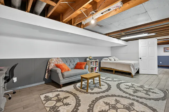 $434,900 | 4 Mayflower Drive, Batavia, IL 60510