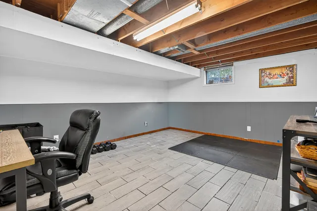 $434,900 | 4 Mayflower Drive, Batavia, IL 60510