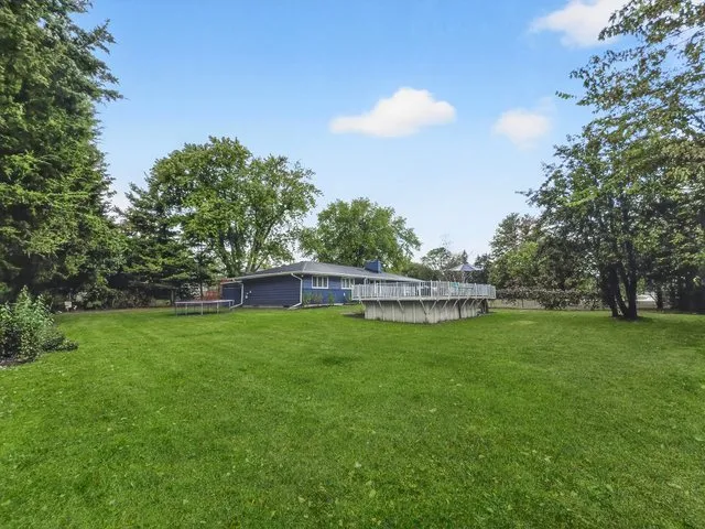 $434,900 | 4 Mayflower Drive, Batavia, IL 60510