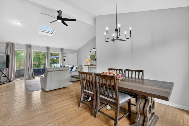 $434,900 | 4 Mayflower Drive, Batavia, IL 60510