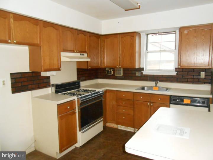 245 Byberry Road Philadelphia, PA 19116 - Photo 5 of 19 Gallery Image 5