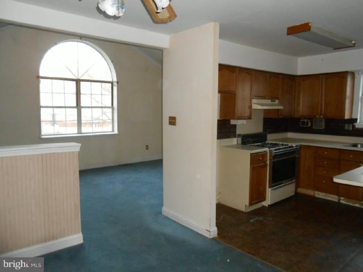 245 Byberry Road Philadelphia, PA 19116 - Photo 8 of 19 Gallery Image 8