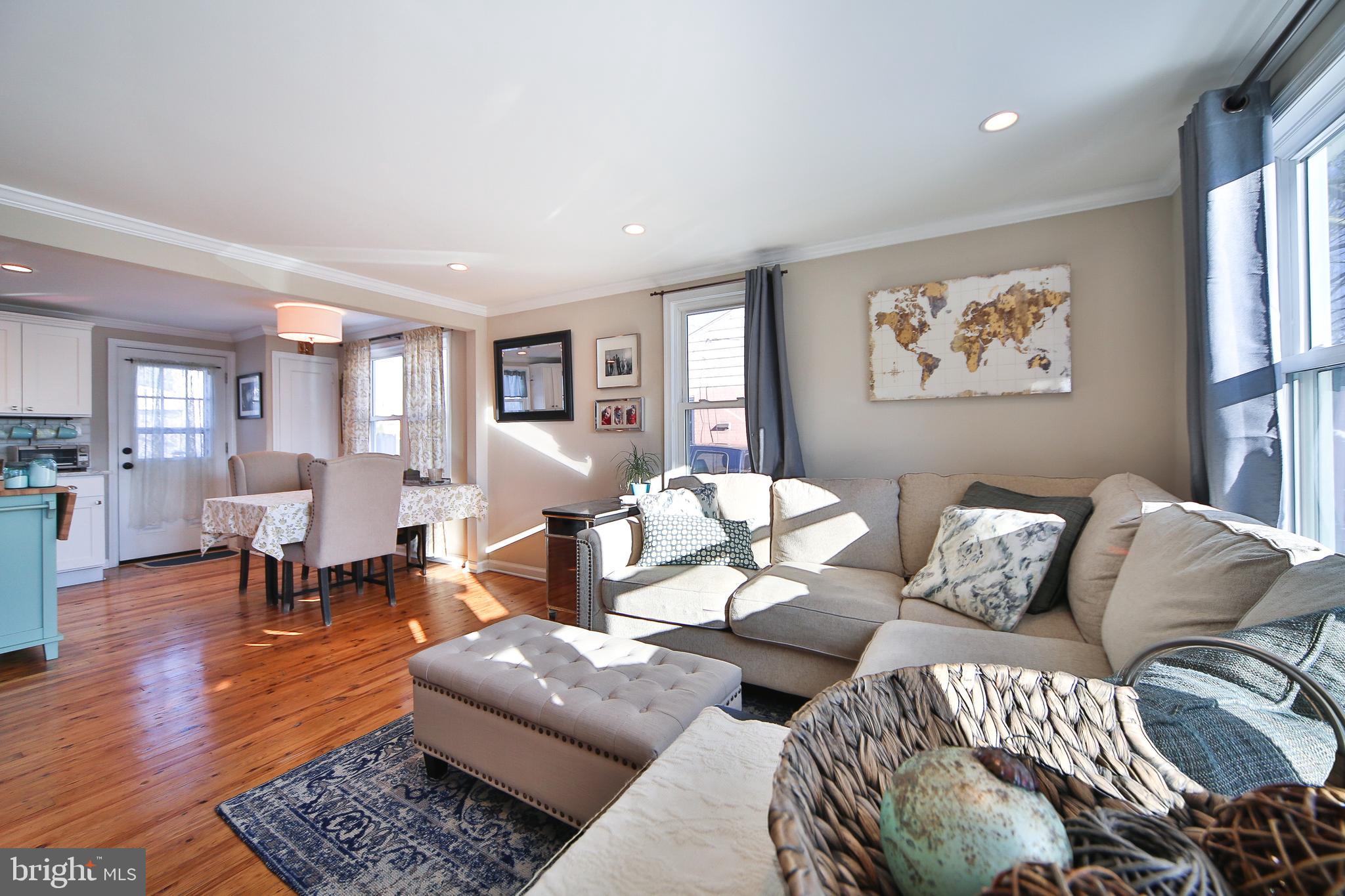 415 Vincent Road Willow Grove, PA 19090 - Photo 2 of 21 Gallery Image 2