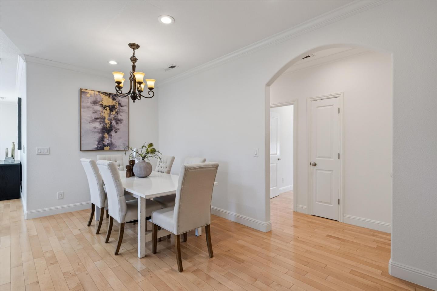 6448 Bollinger Road San Jose, CA 95129 - Photo 17 of 37 Gallery Image 17