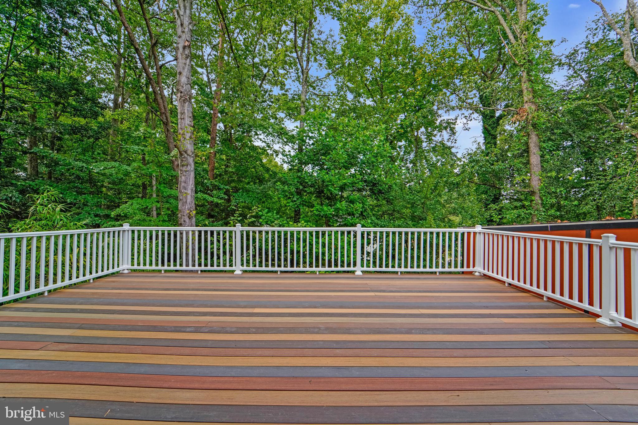 12116 Old Fort Road Fort Washington, MD 20744 - Photo 32 of 65 a view of a deck with a floor and fence