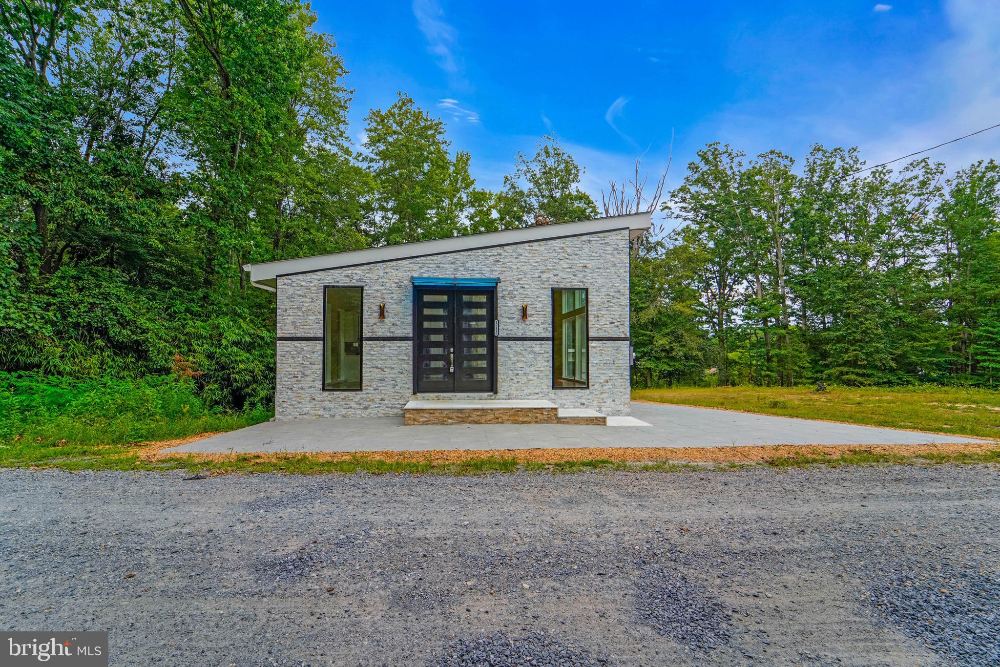 12116 Old Fort Road Fort Washington, MD 20744 - Photo 5 of 65