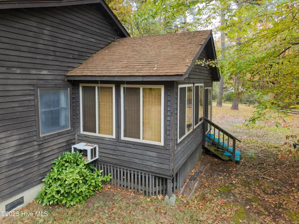 $265,000 | 243 Pirate Cove Way, Hertford, NC 27944