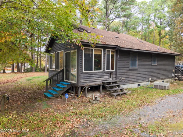 $265,000 | 243 Pirate Cove Way, Hertford, NC 27944