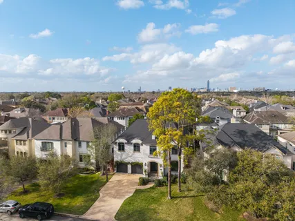 $1,849,000 | 4916 Valerie Street, Bellaire, TX 77401