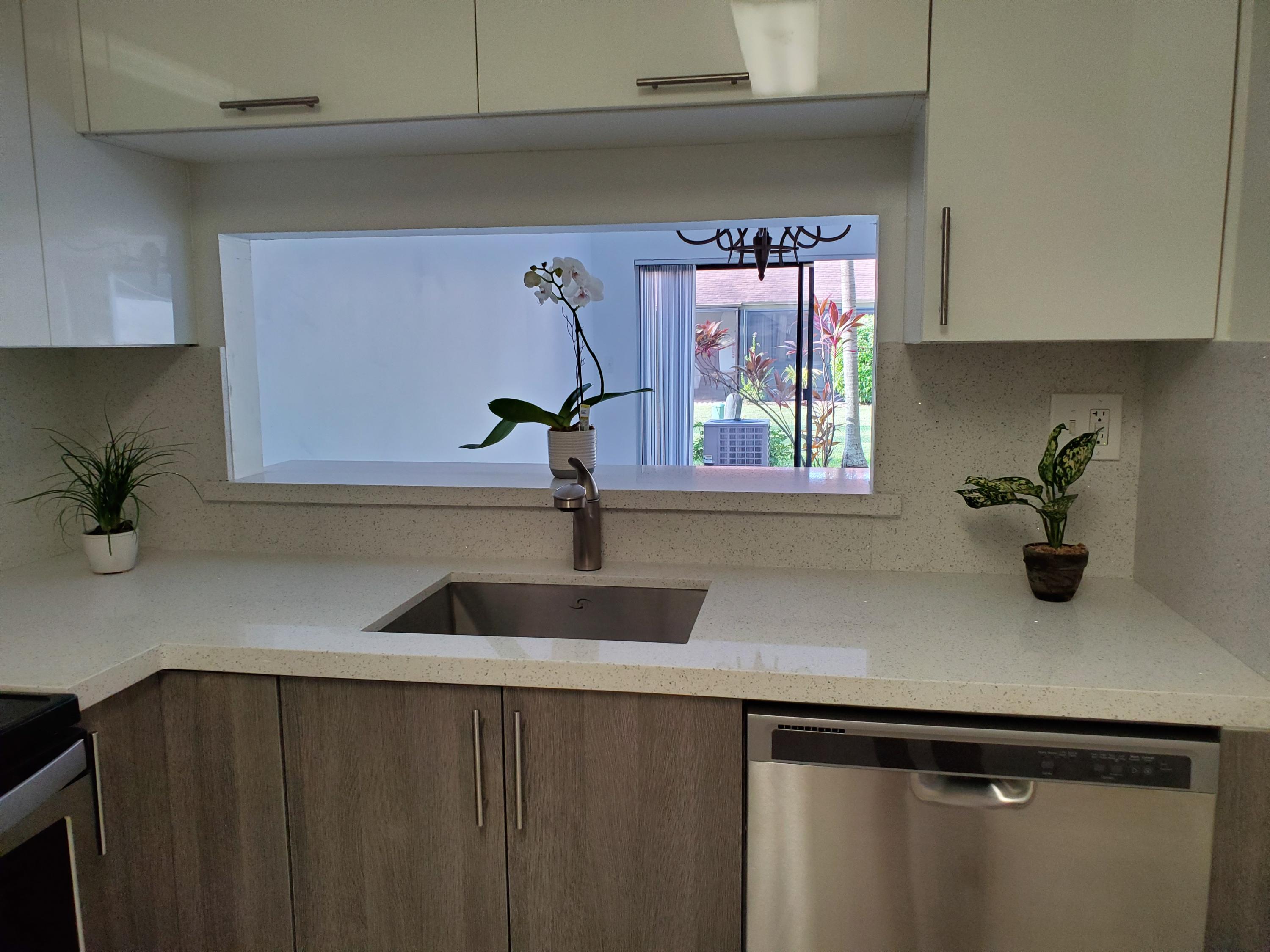 8957 Southwest 21st Court, Unit D Boca Raton, FL 33433 - Photo 4 of 25 KITCHEN 1