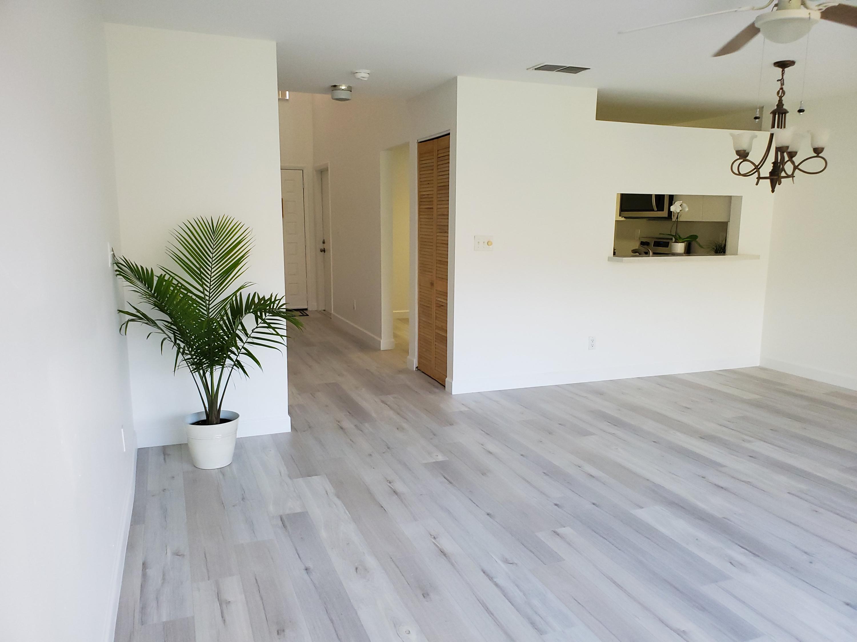 8957 Southwest 21st Court, Unit D Boca Raton, FL 33433 - Photo 9 of 25 DINING AREA