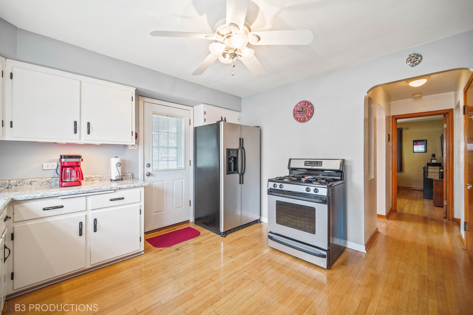 2436 South 1st Avenue North Riverside, IL 60546 - Photo 9 of 20 Gallery Image 9