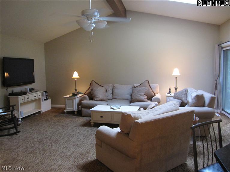 2754 Lander Road Cleveland, OH 44124 - Photo 13 of 23