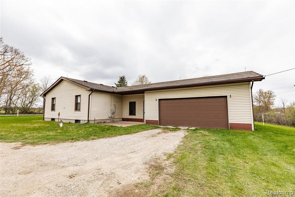 2445 North Territorial Road Whitmore Lake, MI 48189 - Photo 4 of 29 Gallery Image 4