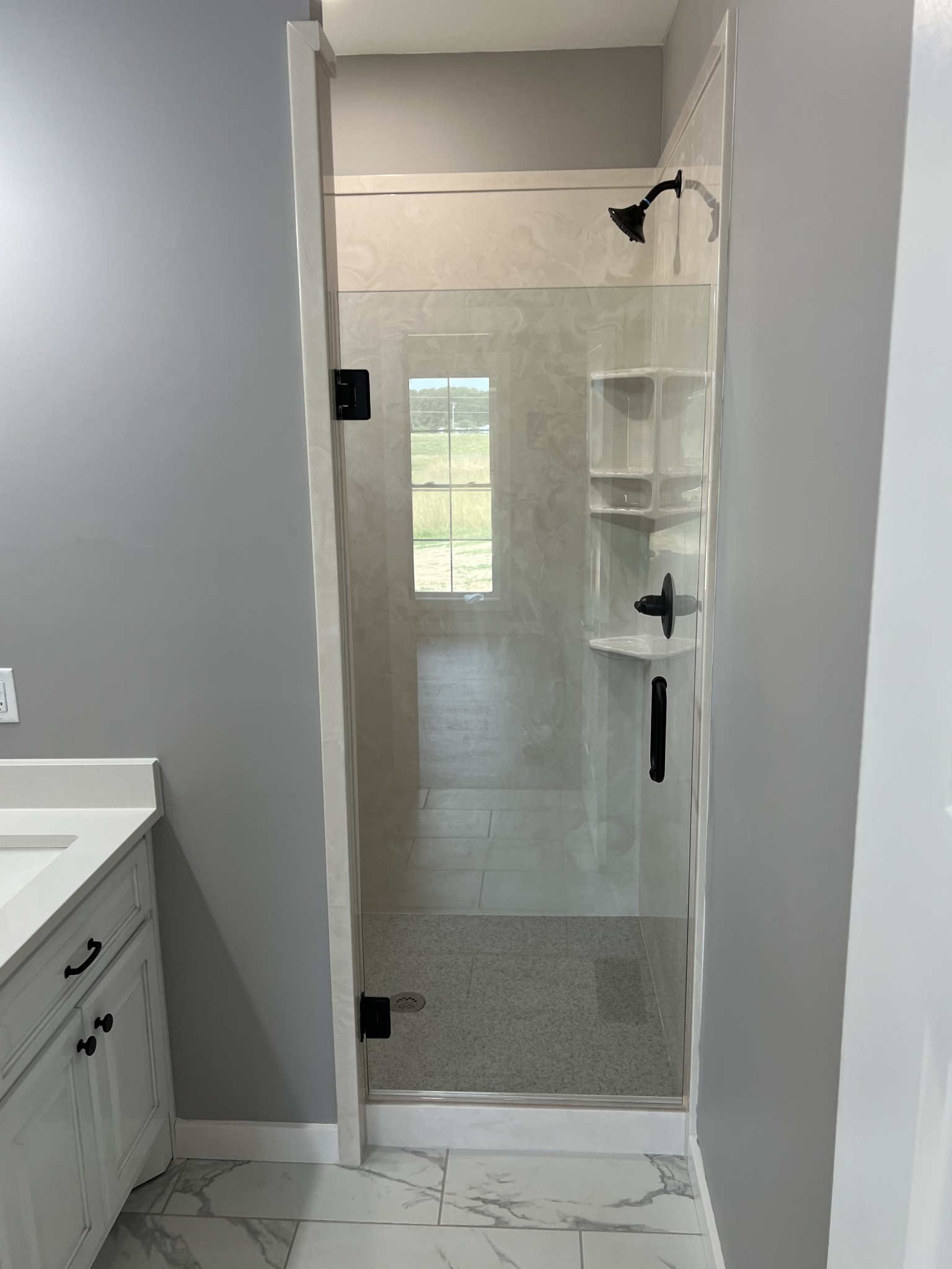 1504 Fall River Road Lawrenceburg, TN 38464 - Photo 10 of 15 a bathroom with a shower