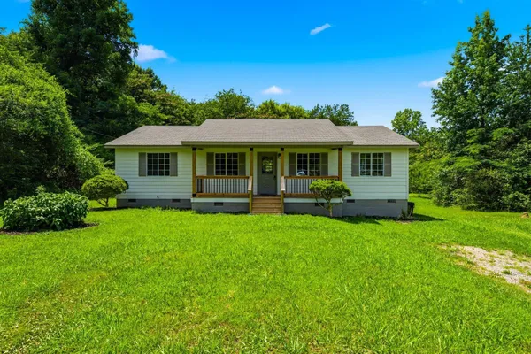 $284,900 | 318 County Road 801, Etowah, TN 37331