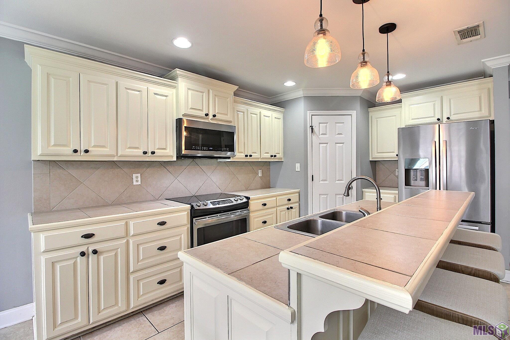 13009 Robin Drive Walker, LA 70785 - Photo 8 of 21