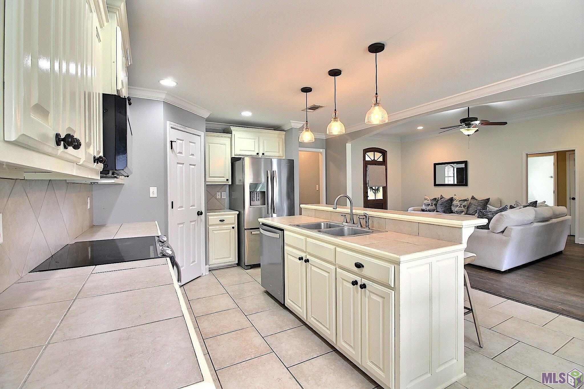 13009 Robin Drive Walker, LA 70785 - Photo 9 of 21