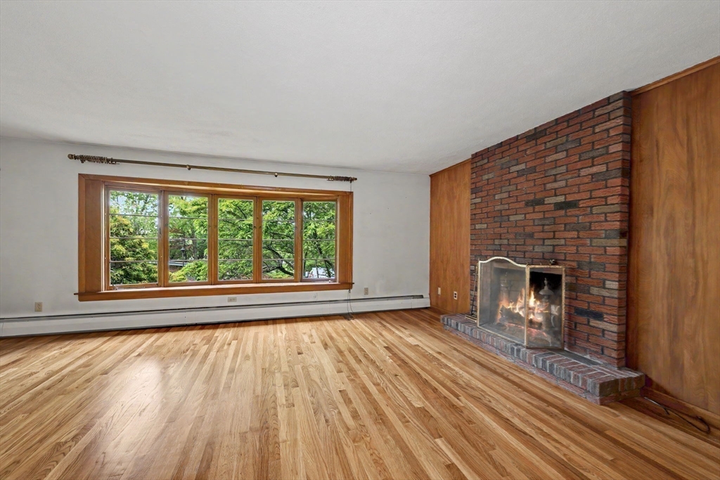 26 Arlington Road Burlington, MA 01803 - Photo 2 of 26