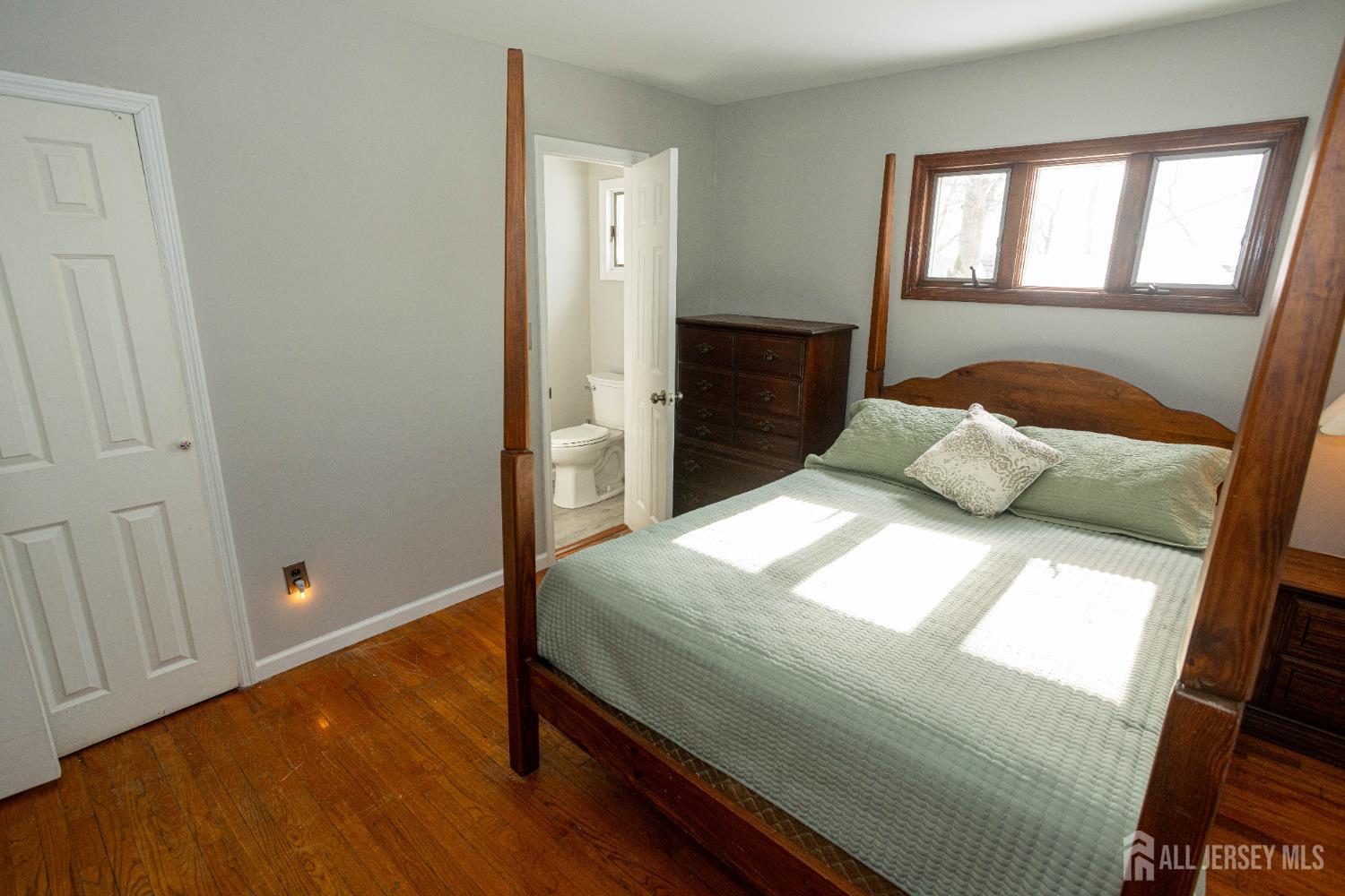 61 Princeton Road Old Bridge, NJ 08859 - Photo 12 of 29