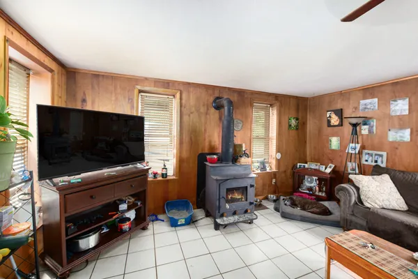 $349,900 | 68022 Highway 43, South Haven, MI 49090