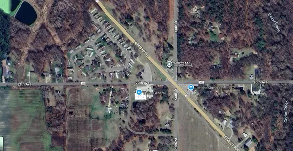 $349,900 | 68022 Highway 43, South Haven, MI 49090