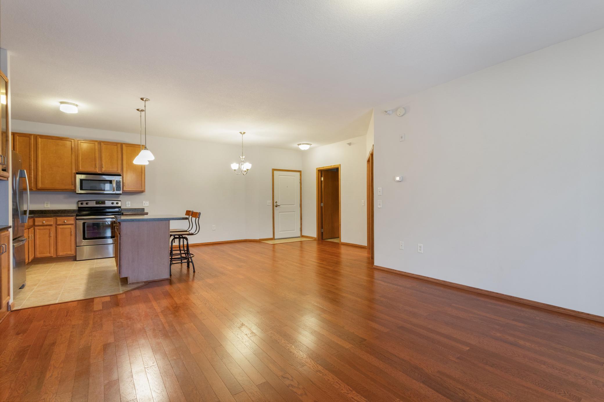 2103 Silver Bell Road, Unit 215 Eagan, MN 55122 - Photo 8 of 20