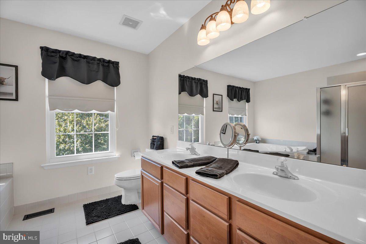 74 Candlewood Road Williamstown, NJ 08094 - Photo 18 of 45 Bright and airy modern bathroom retreat.