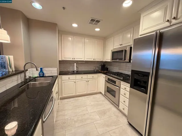 $940,000 | 1800-1800 Alma Avenue, Unit 402, Walnut Creek, CA 94596