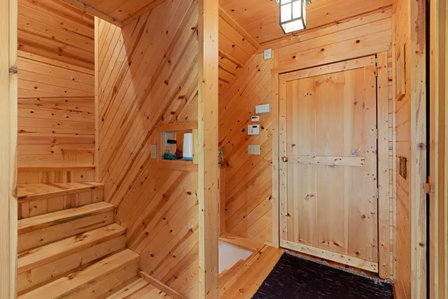 $699,000 | 17801 East Wheeler Lake Lane, Lakewood, WI 54138