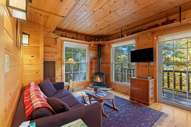 $699,000 | 17801 East Wheeler Lake Lane, Lakewood, WI 54138