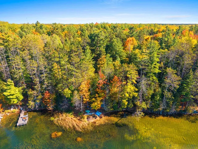 $699,000 | 17801 East Wheeler Lake Lane, Lakewood, WI 54138