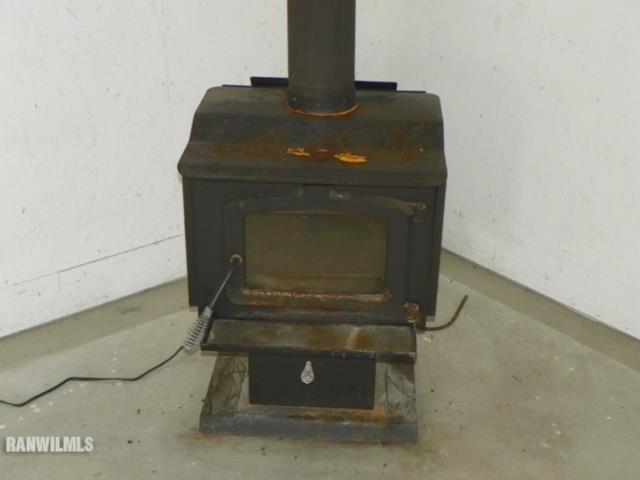 17658 Scenic Ridge Road Savanna, IL 61074 - Photo 19 of 24 a close view of fireplace
