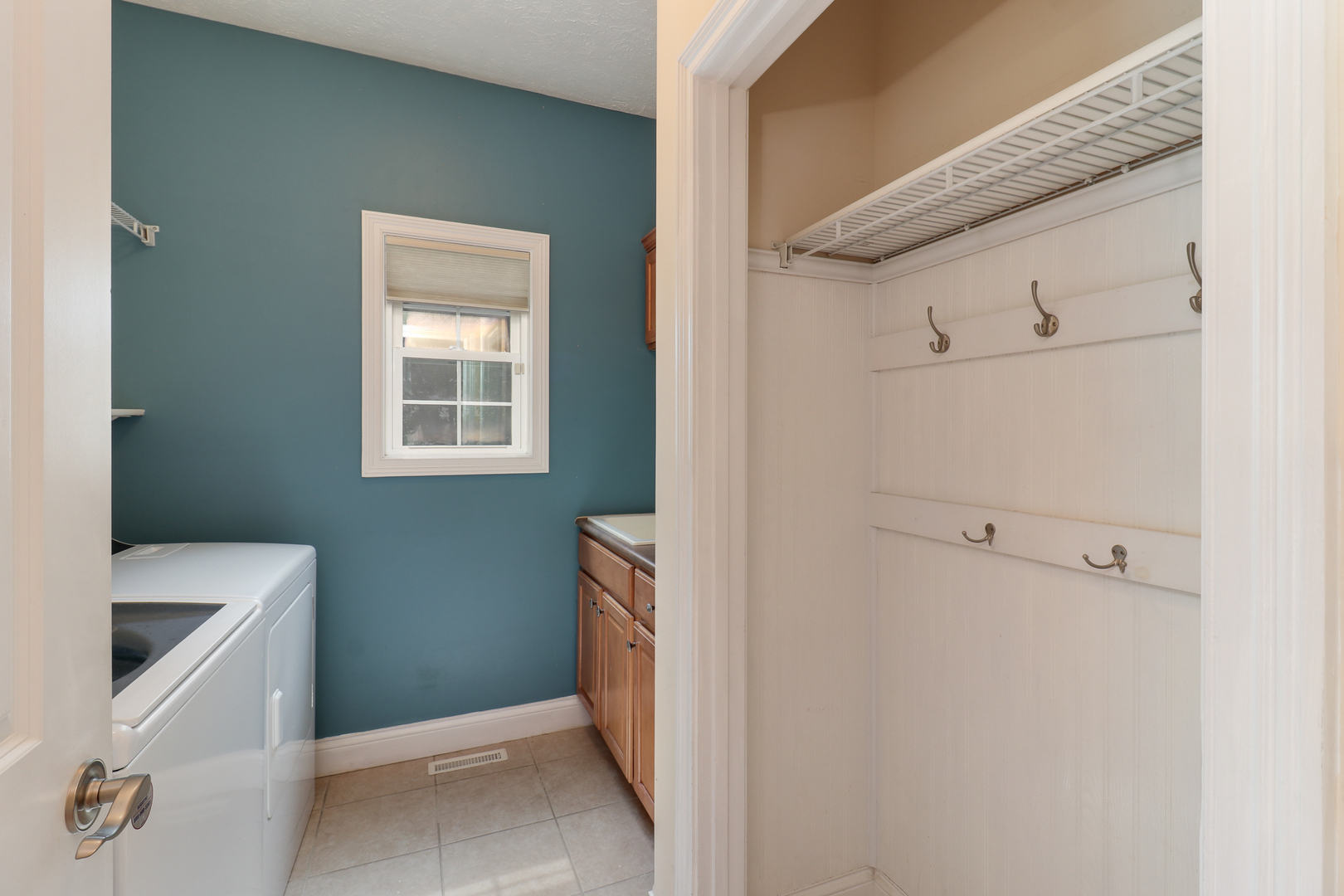 69 Brookstone Circle Bloomington, IL 61704 - Photo 27 of 63 a storage room with a window