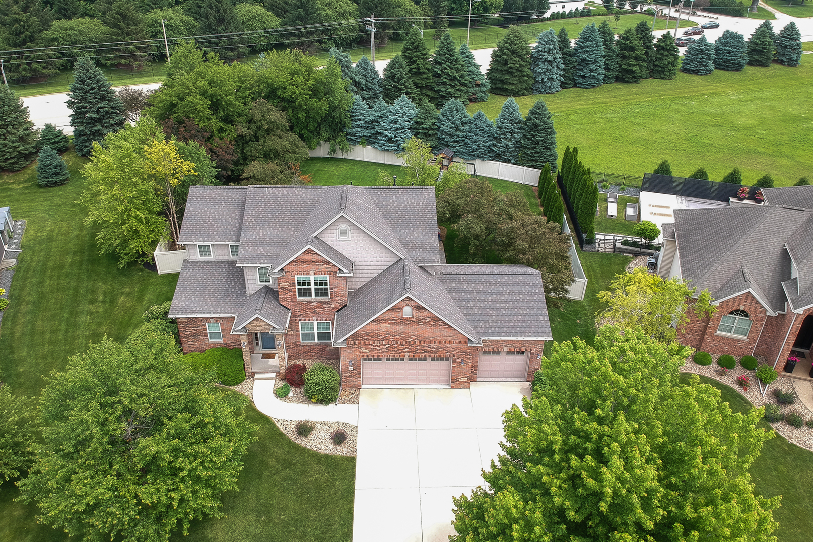 69 Brookstone Circle Bloomington, IL 61704 - Photo 54 of 63 an aerial view of a house