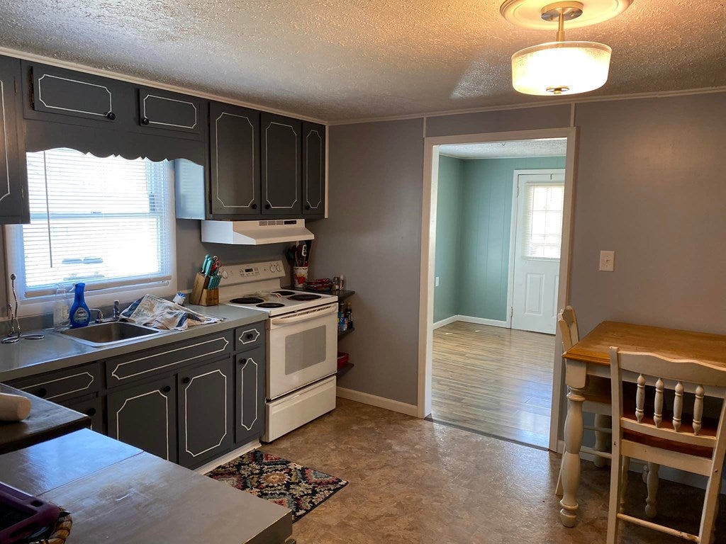 3550 Daw Road Cedar Bluff, VA 24609 - Photo 17 of 41 Gallery Image 17