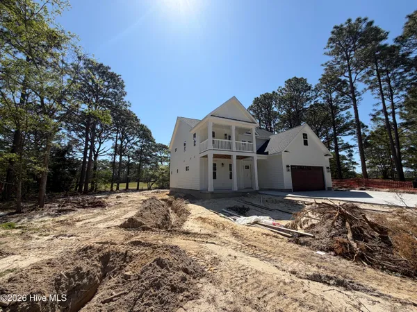 $829,000 | 103 Fairway Lane, Cape Carteret, NC 28584