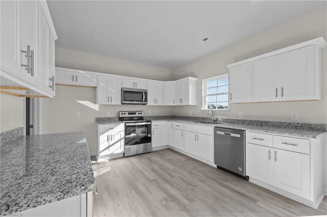 $294,000 | 890 Deadmon Road, Mocksville, NC 27028