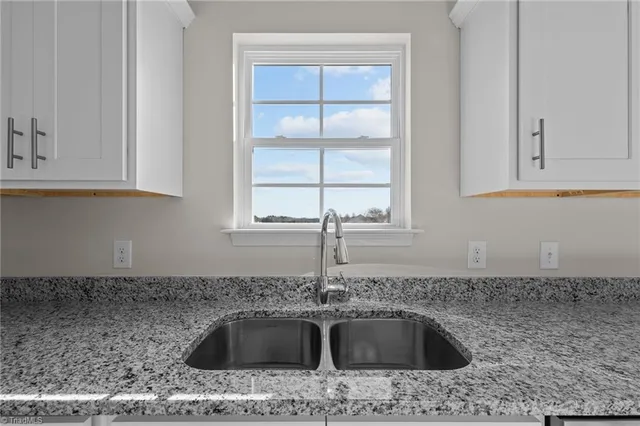 $294,000 | 890 Deadmon Road, Mocksville, NC 27028