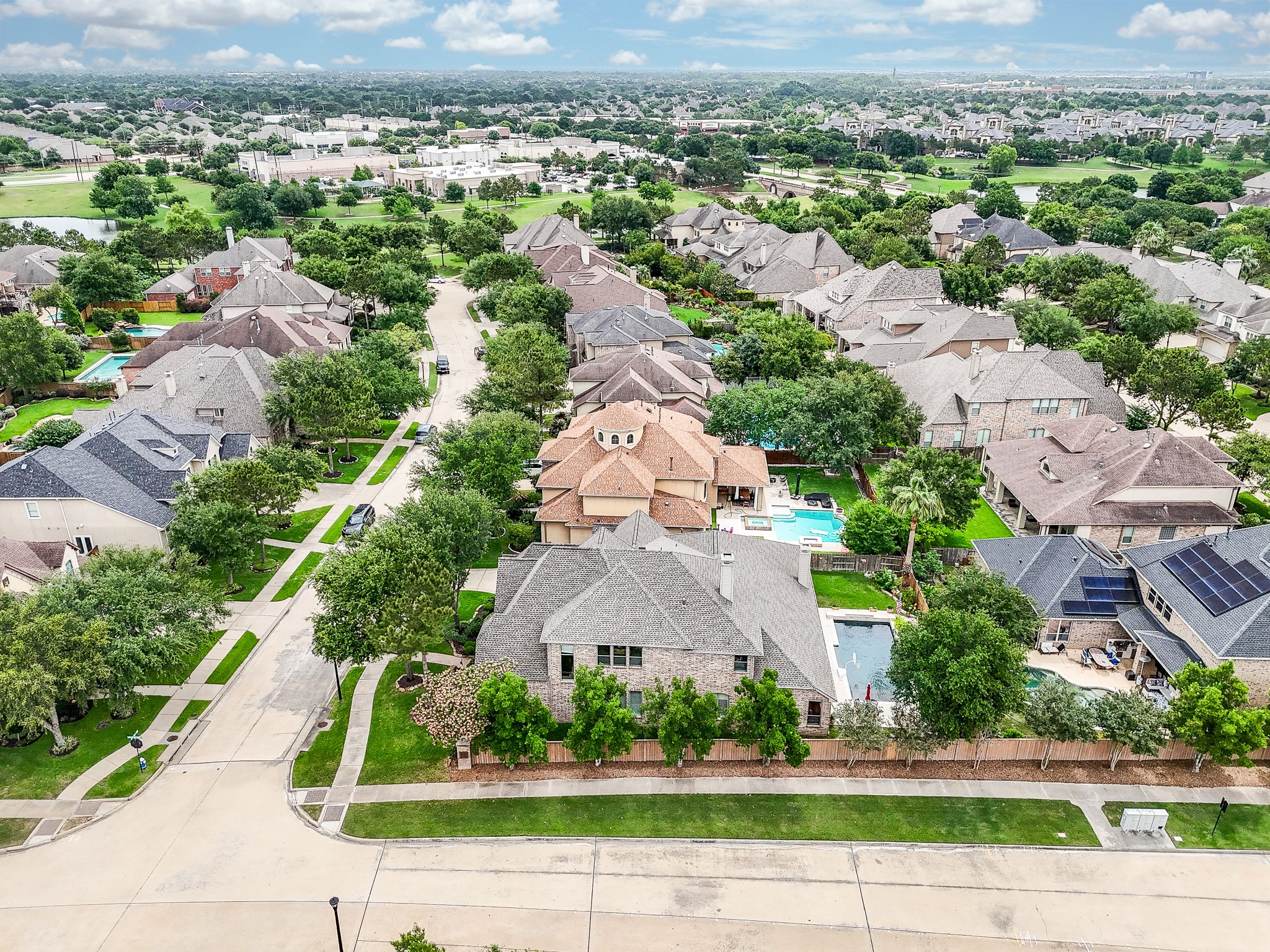 27427 Guthrie Ridge Lane Katy, TX 77494 - Photo 4 of 48 an aerial view of multiple house