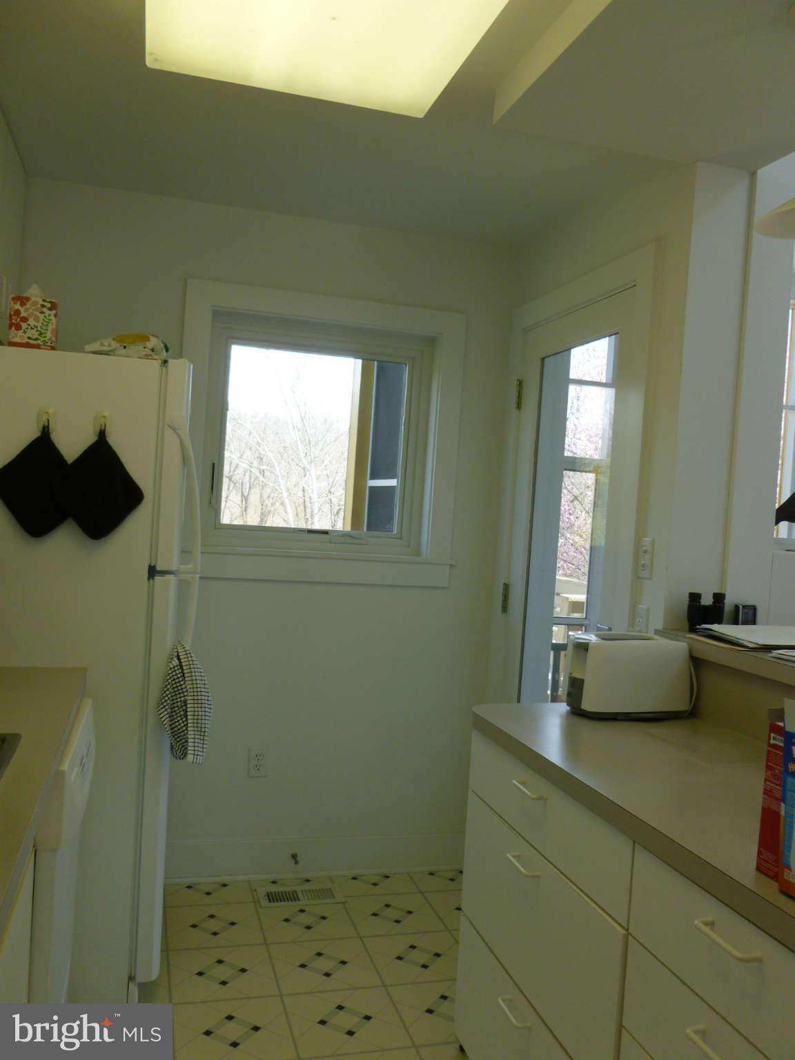 101 Stoney Bottom Road Front Royal, VA 22630 - Photo 11 of 28 Kitchen