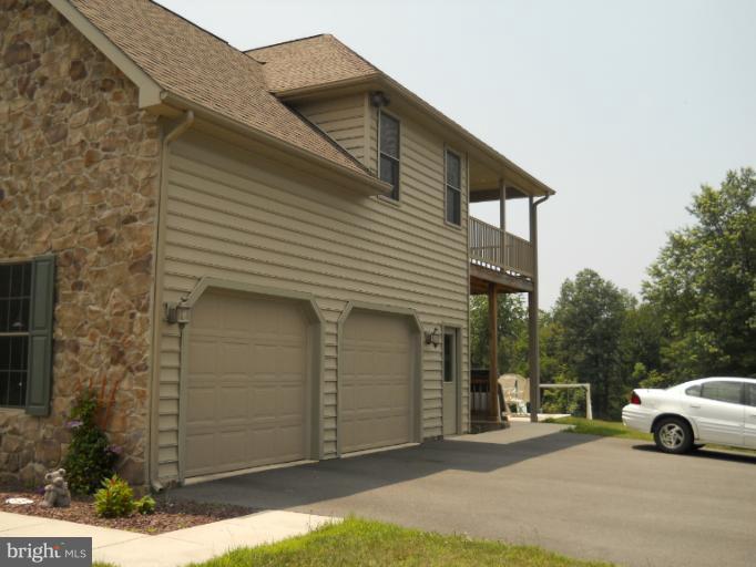 12226 Walnut Point Road Hagerstown, MD 21740 - Photo 4 of 29 Exterior (General)