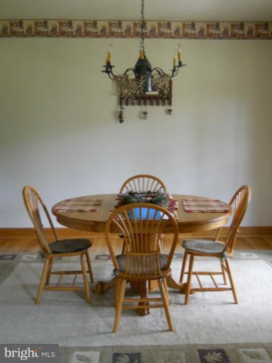 12226 Walnut Point Road Hagerstown, MD 21740 - Photo 6 of 29 Dining Room