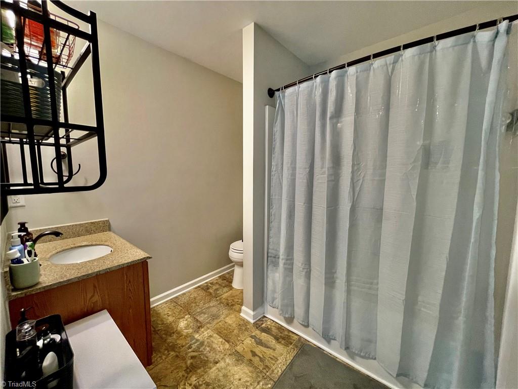 1152 Maple Ridge Drive Burlington, NC 27217 - Photo 16 of 25 Gallery Image 16