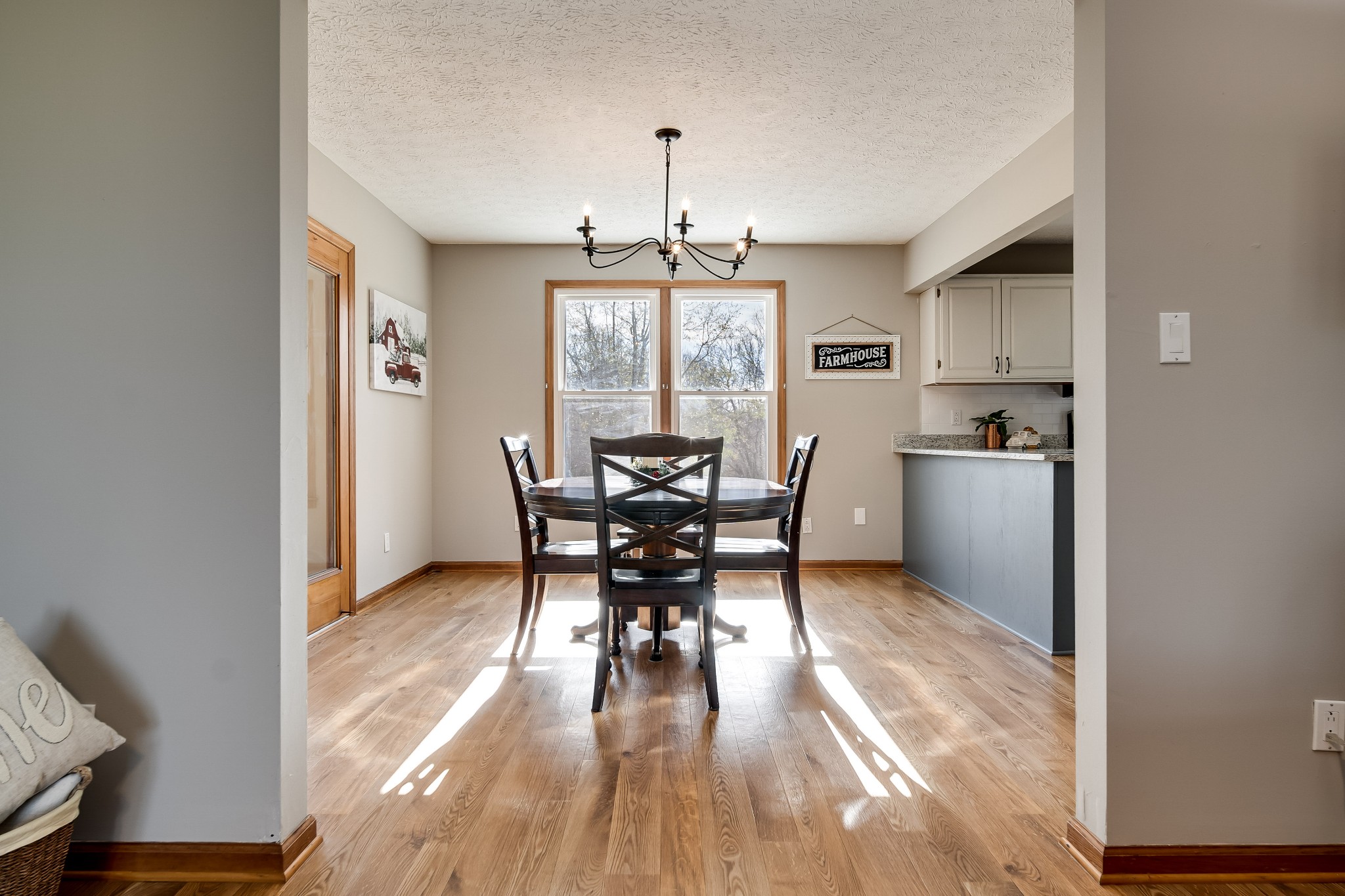 3483 Ott Wilson Road Springfield, TN 37172 - Photo 22 of 51 a dining room with furniture and window