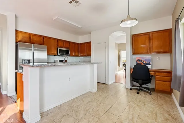 $460,000 | 15015 Kitfox Lane, Victorville, CA 92394