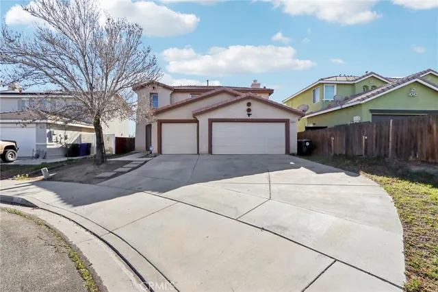 $460,000 | 15015 Kitfox Lane, Victorville, CA 92394