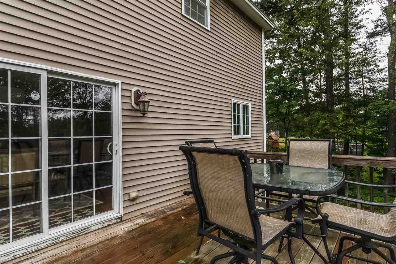 87 Griffin Road Deerfield, NH 03037 - Photo 33 of 40